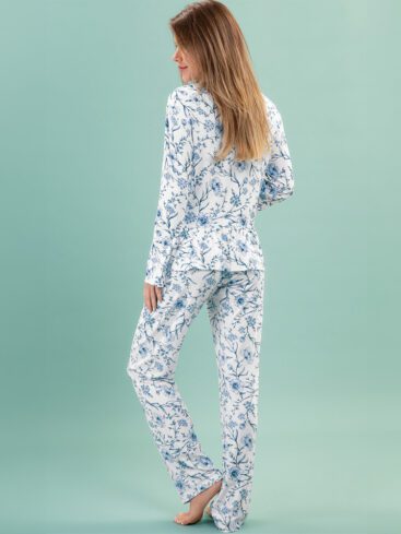 pižama s cvetjem