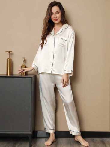 pijama de seda blanco
