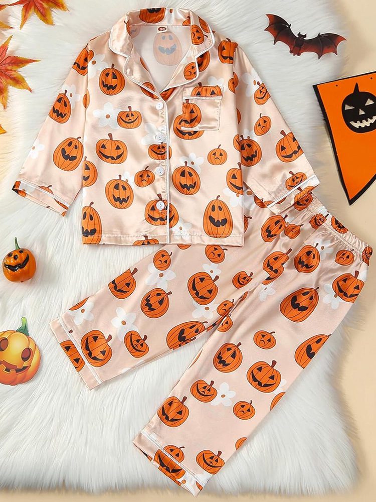 dětská halloweenská pyžama