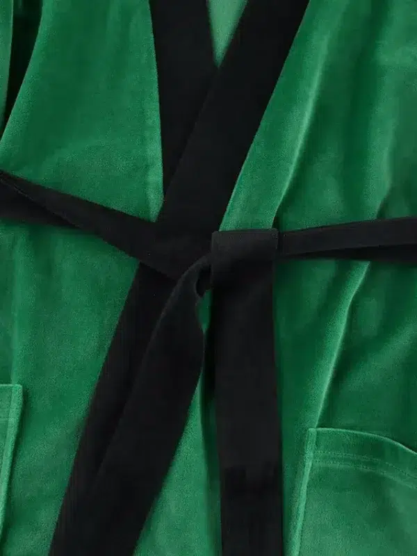 Green women long sleeve velvet robe