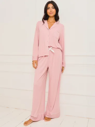 розовый пижамный комплект
