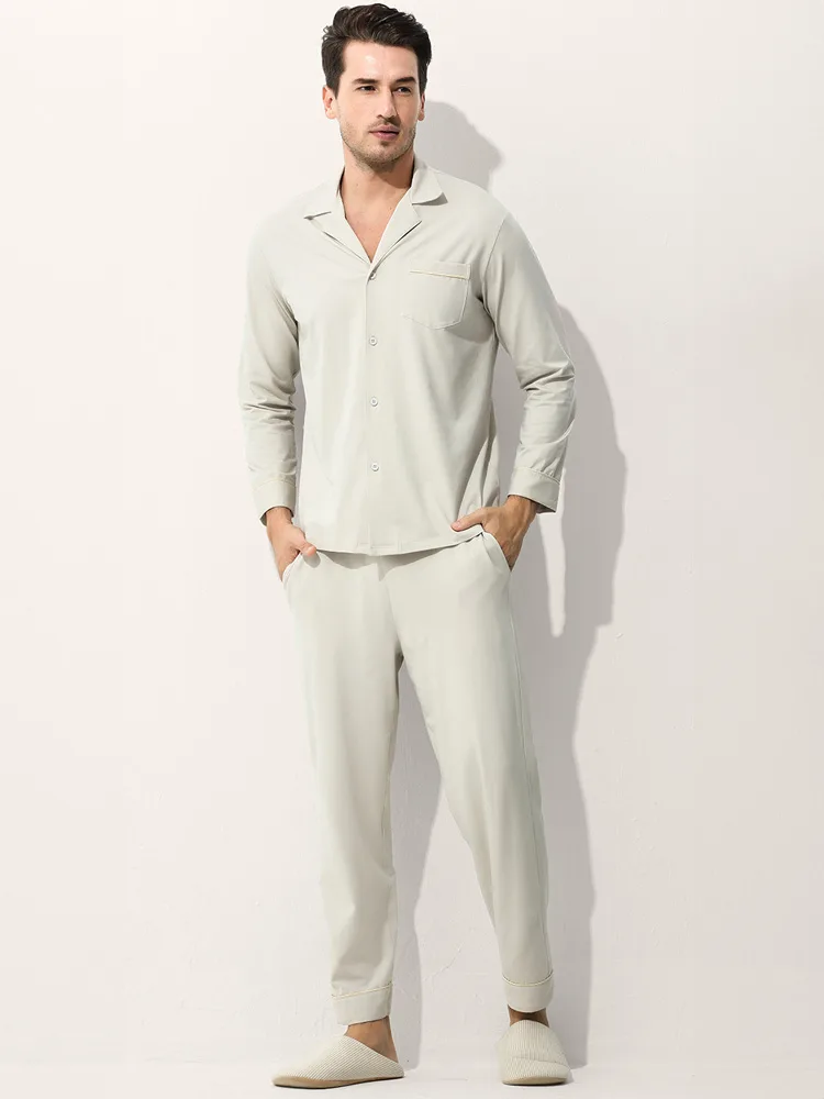 pijama albă pentru bărbați