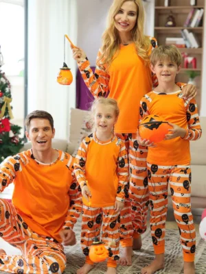 pijama de Halloween para a família