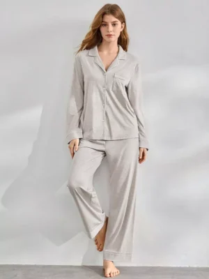 Schlafanzug aus 100 Baumwolle