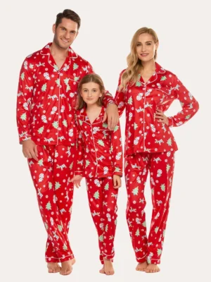 Familiens pyjamas-sæt